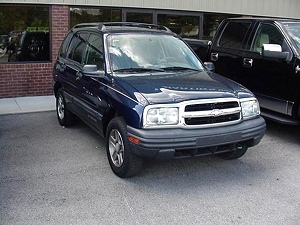 2004 CHEVY TRACKER