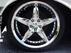 1957 CADILLAC COUPE DE VILLE