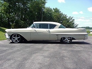 1957 CADILLAC COUPE DE VILLE