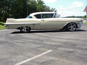 1957 CADILLAC COUPE DE VILLE
