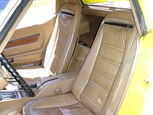 1975 CHEVY CORVETTE STINGRAY / T-TOPS