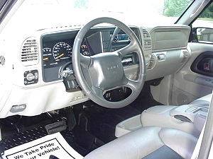 1999 GMC SUBURBAN 4X4 