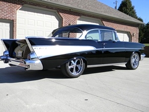 1957 CHEVY BEL-AIR 2 DOOR HARDTOP