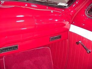 1950 FORD TWO DOOR SEDAN (SALE PENDING)