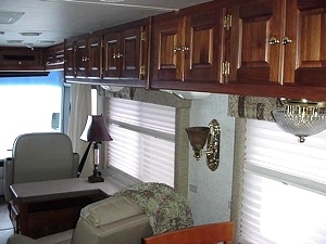 2001 MONACO DIPLOMAT LE 40PBD