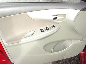 2009 TOYOTA COROLLA LE