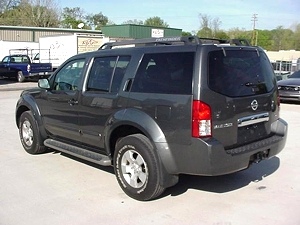 2007 NISSAN PATHFINDER SE