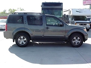2007 NISSAN PATHFINDER SE
