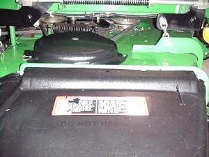 JOHN DEERE 777 Z-TURN MOWER