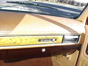 1977 CHEVY SILVERADO