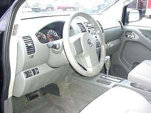 2006 NISSAN FRONTIER XE