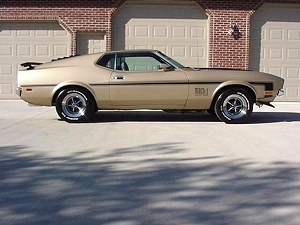 1972 FORD MUSTANG MACH 1 SOLD