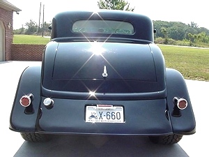 1934 FORD 3W COUPE