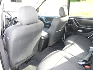 2004 JEEP GRAND CHEROKEE LAREDO 4X4