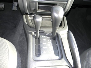 2004 JEEP GRAND CHEROKEE LAREDO 4X4