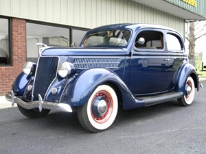 1936 Ford 2 Door Sedan