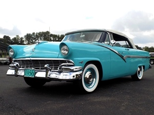 1956 Ford Fairlane Sunliner